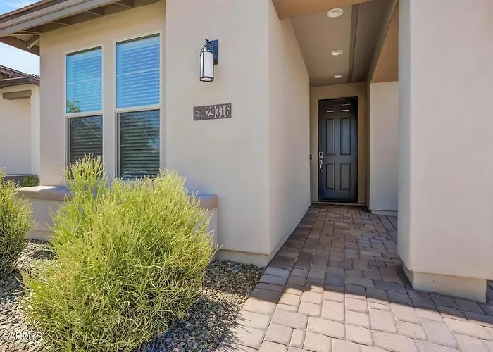 Upscale Desert Golf Pool Dining Hot Tub Holiday home Rio Verde