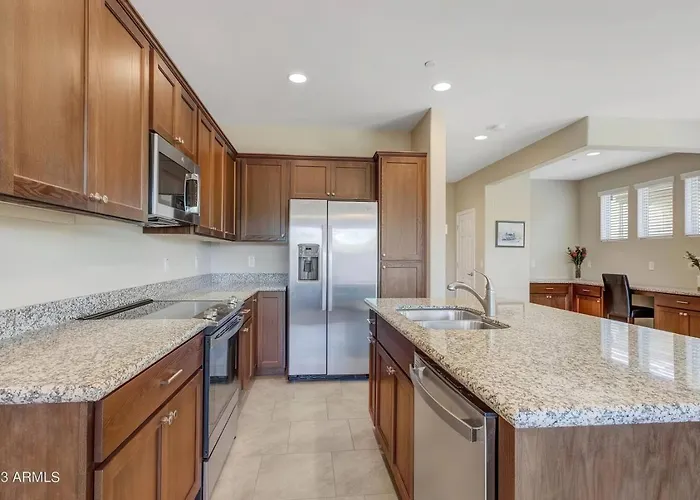 Upscale Desert Golf Pool Dining Hot Tub Holiday home Rio Verde