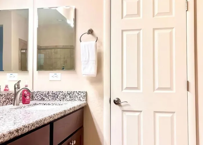 Upscale Desert Golf Pool Dining Hot Tub Holiday home Rio Verde